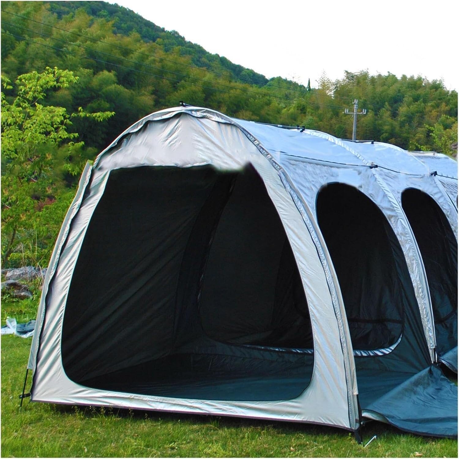 GENERIC Abri à Vélos, Tente De Rangement Extérieur Pour 2 à 5 Vélos Et Motos - Rangement Emboîtable - Protection Imperméable Et Durable - Abri à Vélos Argenté Pour Toutes Conditions Météorologiques